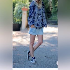 Converse, black canvas sneakers